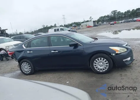 2013 Nissan Altima 2.5 S from USA, damaged, VIN 1N4AL3AP4DC156514